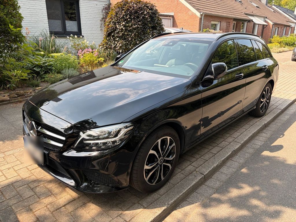 Image of Mercedes-Benz C 200