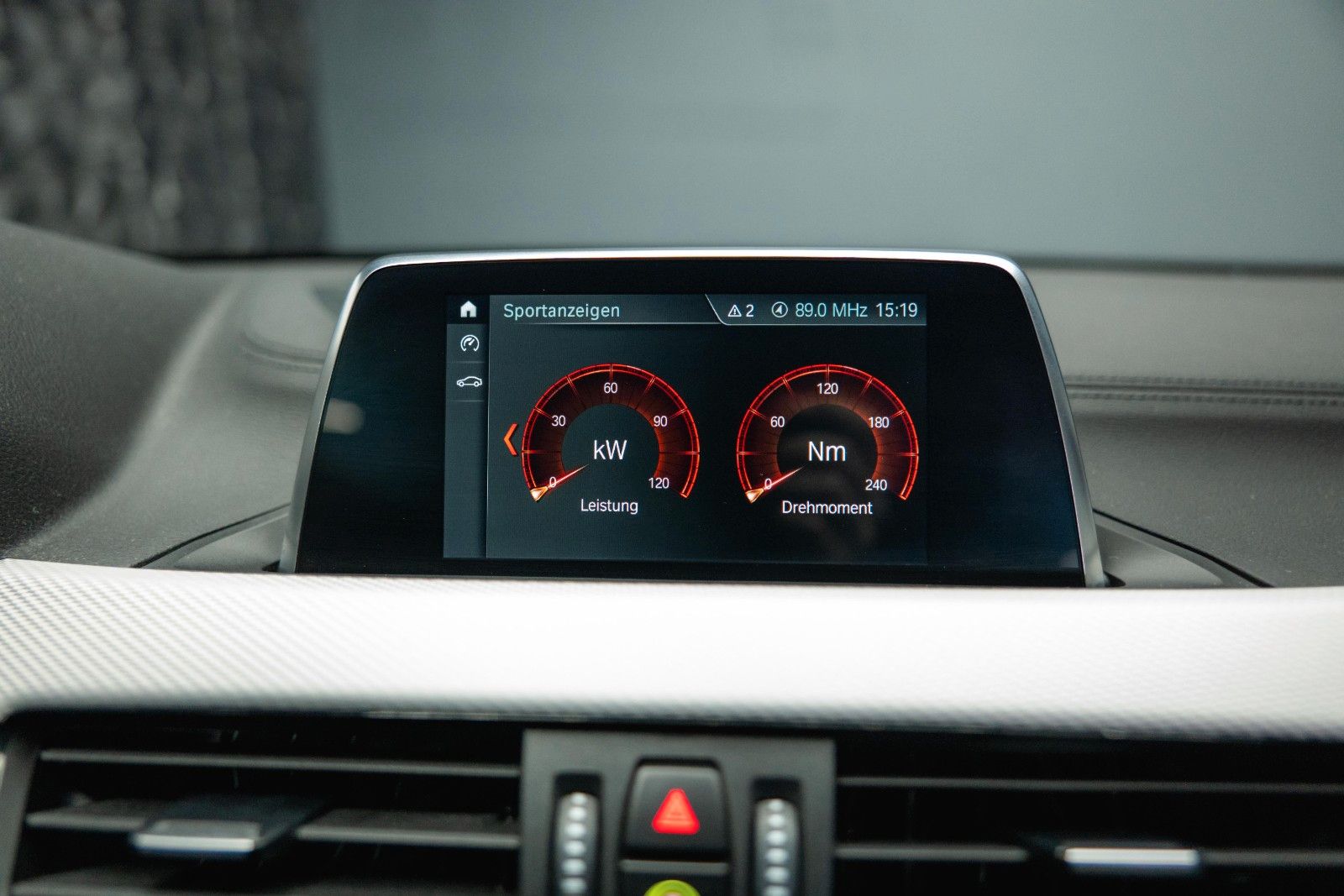 Fahrzeugabbildung BMW X2 sDrive 18i M Sport Automatik *Alcantara*LED*
