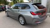 BMW 320d xDrive/Head Up/Kamera/Sportsitze/Widescreen - Thumbnail 3
