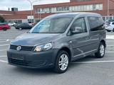 Volkswagen Caddy 1,6 Trendline 5 Sitzer Navi SH AHK - VW Caddy Gebrauchtwagen in Wiesbaden
