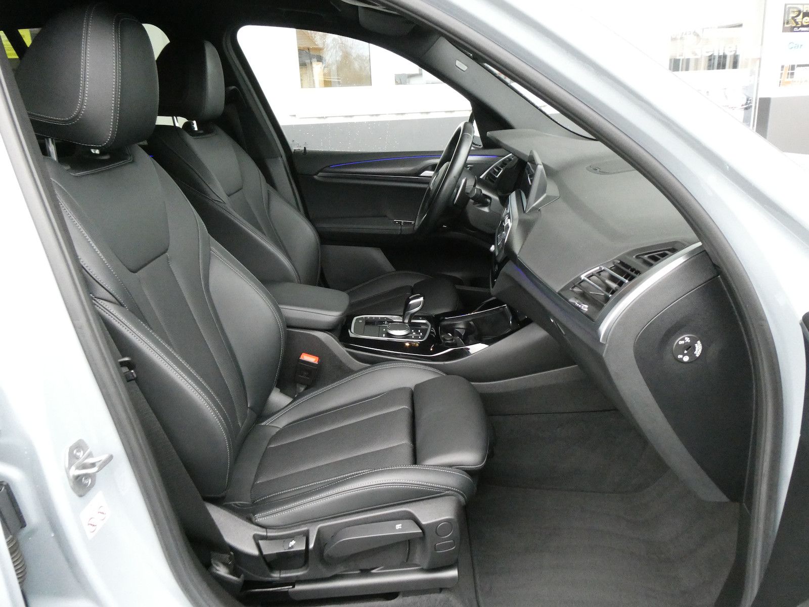 BMW X3 xDrive 20 i M Sport, AHK, Kamera foto 13