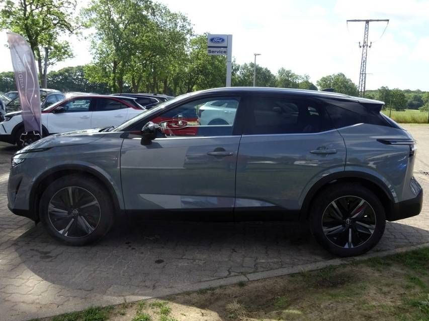 Fahrzeugabbildung Nissan Qashqai 1.3 DIG-T MHEV Automatik Tekna