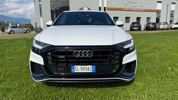 Audi Q8 - 6