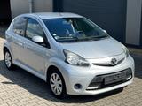 Toyota AYGO Cool Go 1.0 50kW - Navi - Klima - Euro5 ! - Toyota Aygo (X) in Bonn
