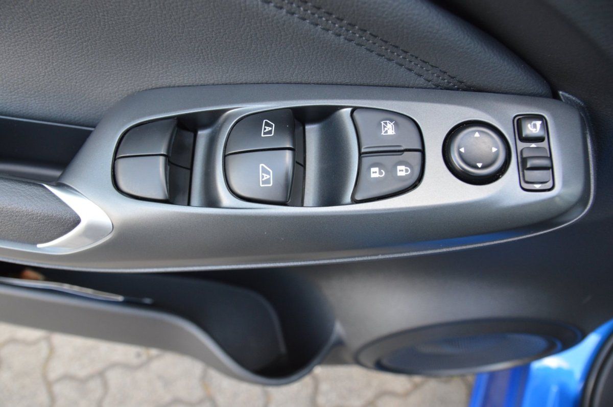 Fahrzeugabbildung Nissan Juke   N-Connecta neues Modell