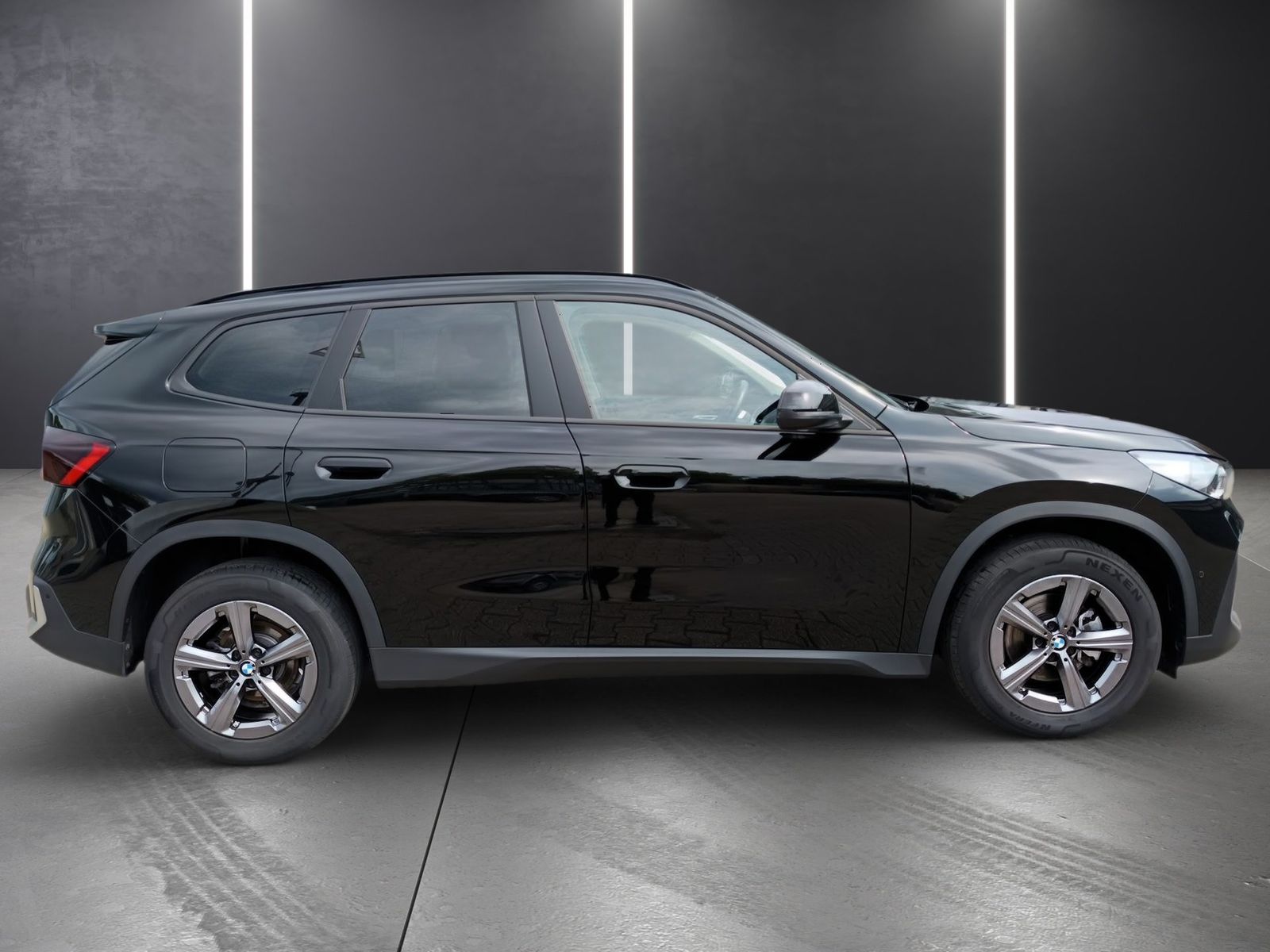 BMW X1 sDrive18d SPORTSITZE DKG SITZHZG KOMFORTZUGAN foto 4