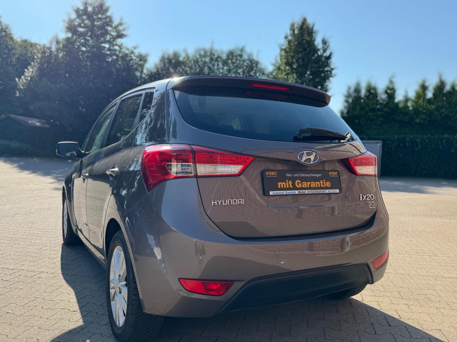 Hyundai ix20 2011 — photo 10