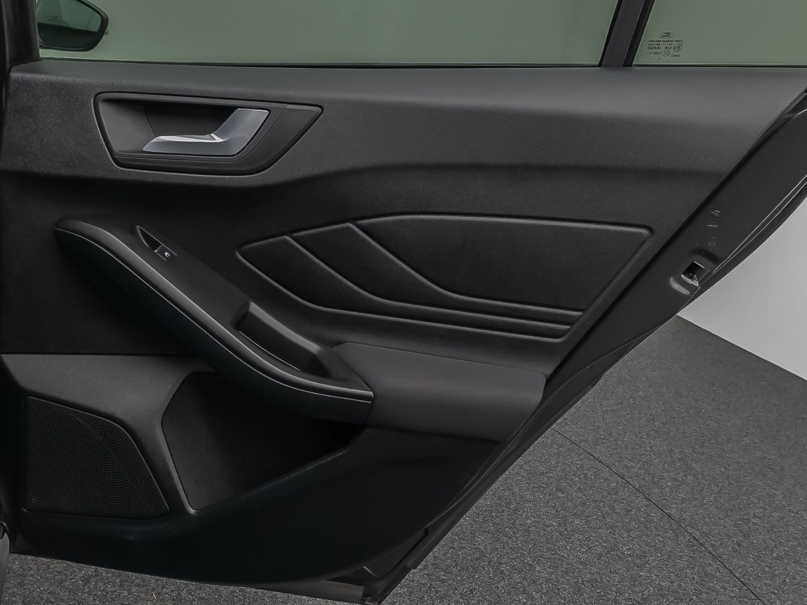 Fahrzeugabbildung Ford Focus Turnier Cool & Connect Kamera AHK Tempomat