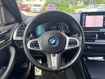 BMW iX3 M SPORT Gestiksteuerung Head-Up HK HiFi DAB