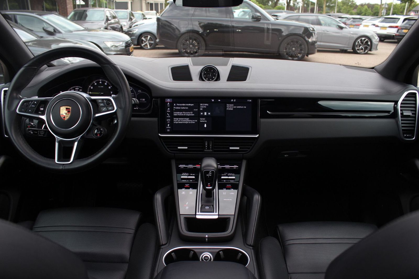 Porsche Cayenne 3.0 E-Hybrid / Trekhaak / Panoramadak / imagem 2