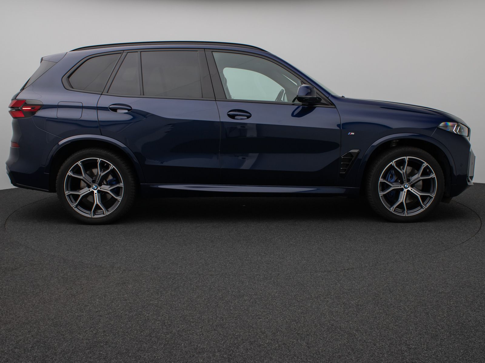Fahrzeugabbildung BMW X5 xD40d M Sport Pro Pano 360°HUD DAB H/K 21Zoll