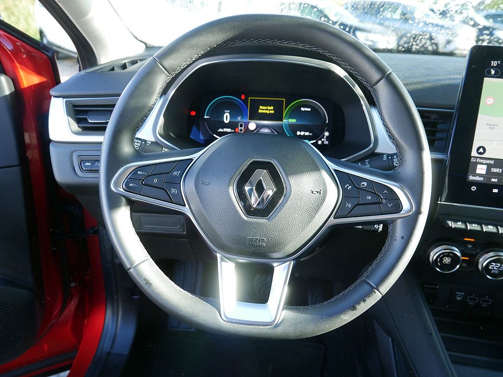 Fahrzeugabbildung Renault Captur Intens E-Tech Plug-In 160 NAVI AHK LED