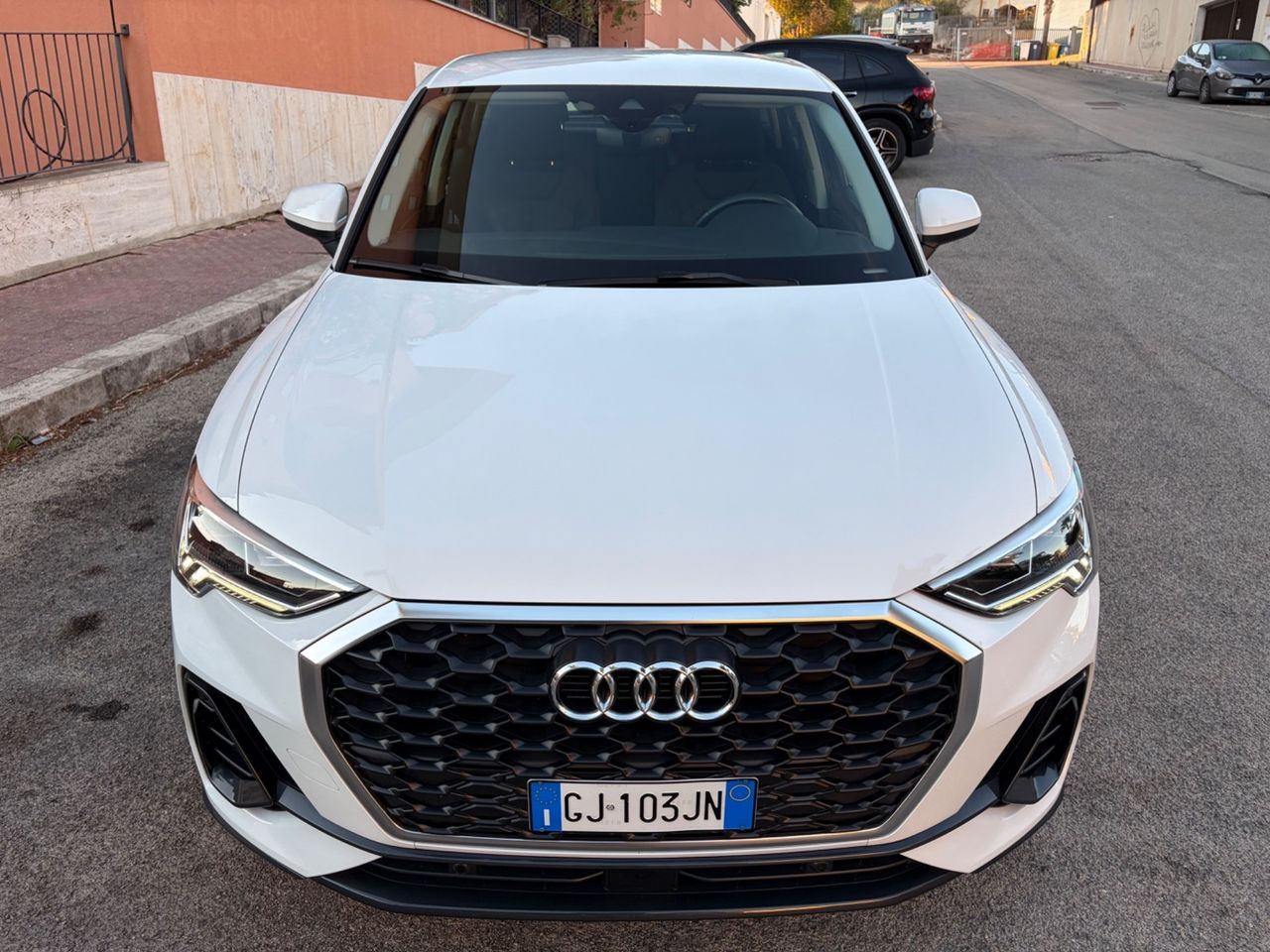 Audi Q3 SPB 35 TDI S tronic line edition unico p imagem 3