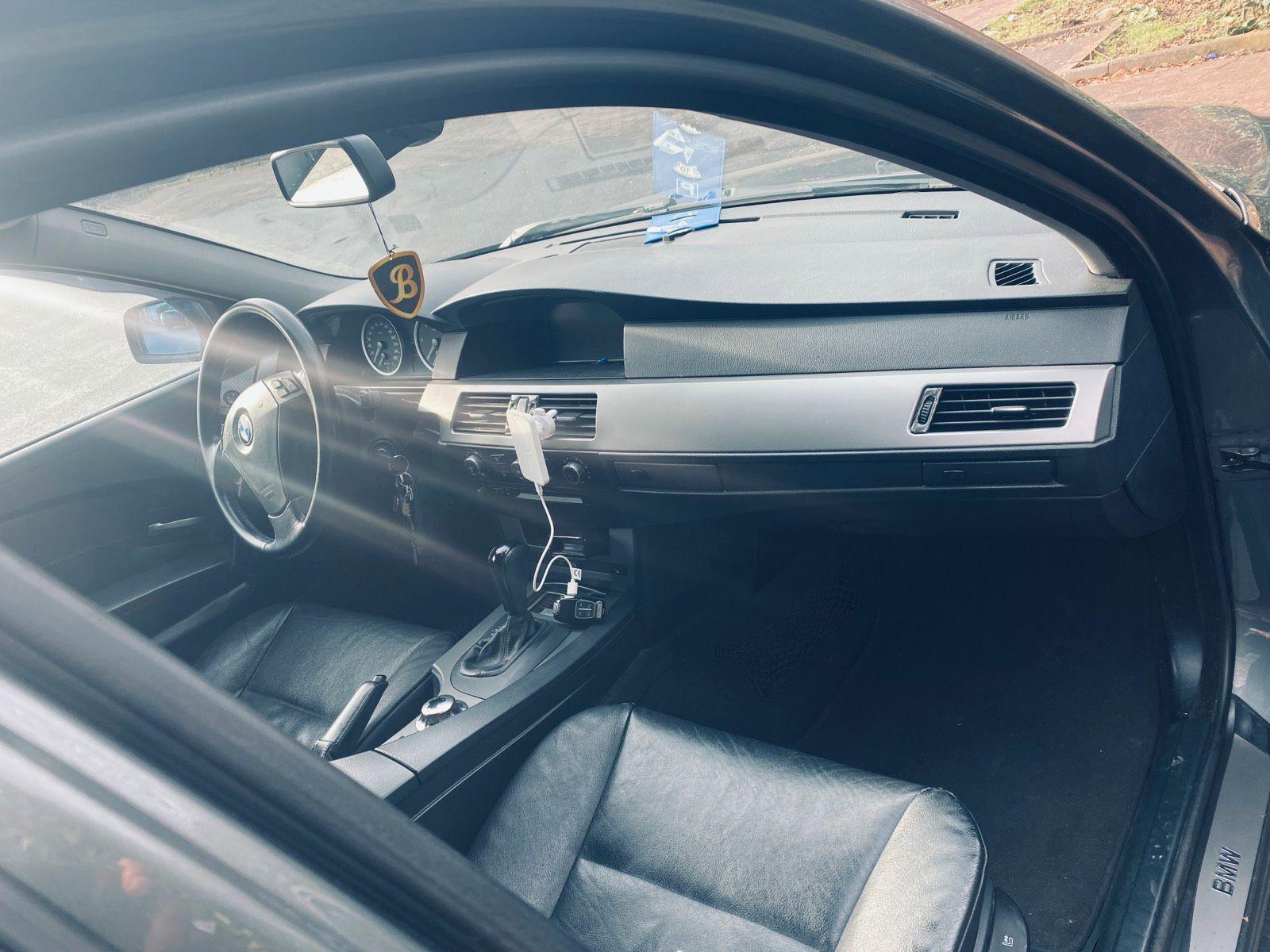 BMW 525