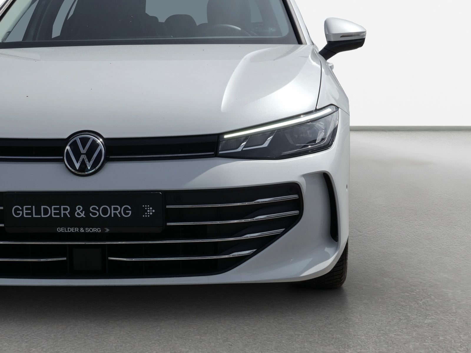 Volkswagen Passat - Bild 12