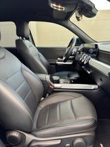 Mercedes-Benz EQB 300 4MATIC - AMG Line | Vollausstattung  - Mercedes-Benz EQB von privat