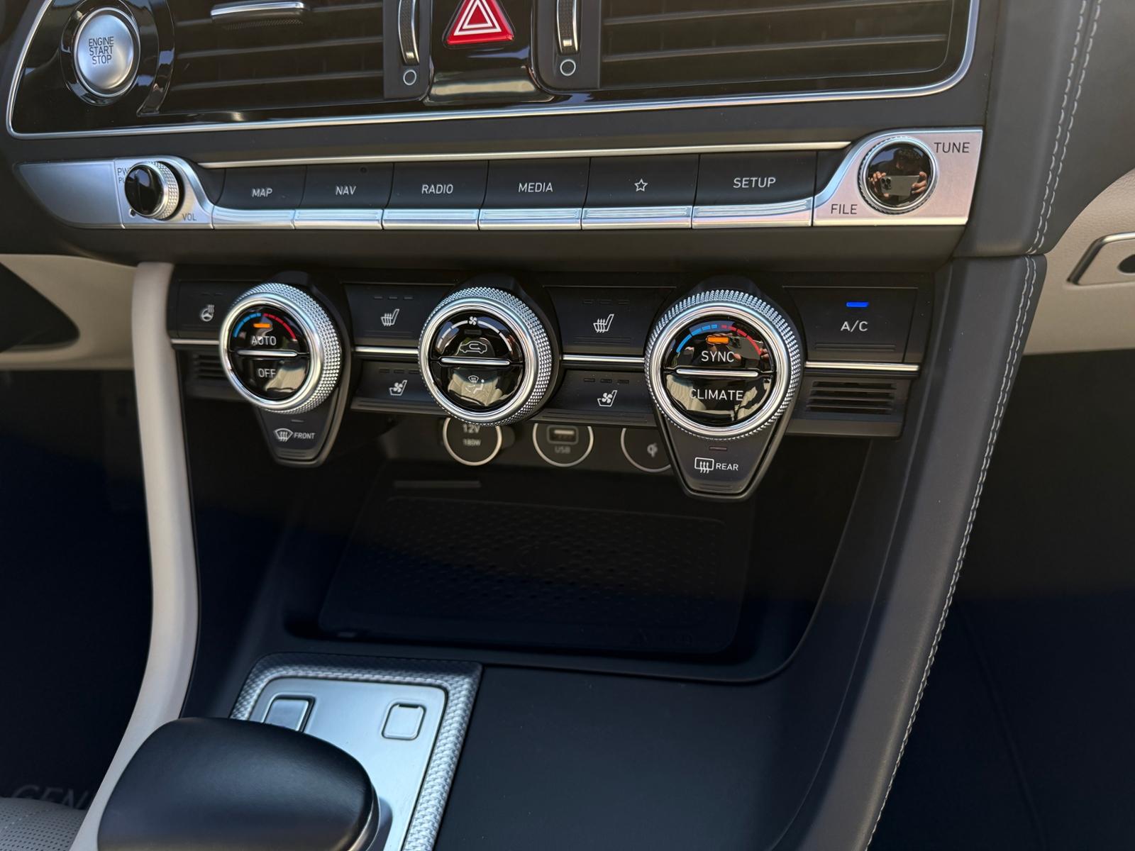 Genesis G70  SB  Luxury AWD PANO 360° HUD -HELLES LEDER-