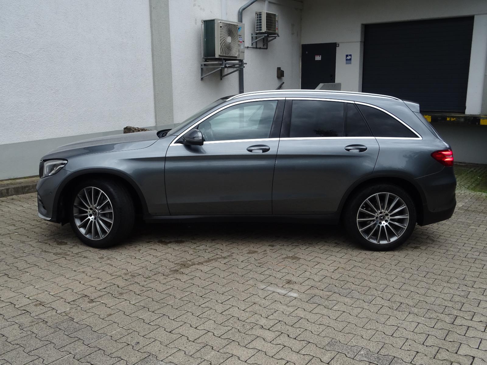 Mercedes-Benz GLC 220 d 4Matic AMG Line Pano/Navi/ILS/AHK/RFC