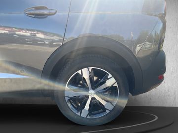 Peugeot 5008 Allure Pack PT 130 Navi+RFK+SHZ+PDC+7Sitzer