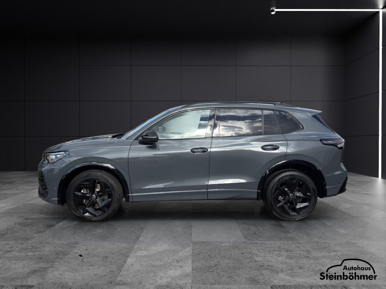 Volkswagen Tiguan R-Line 2.0TDI Navi LED Black Style Kamera foto 3