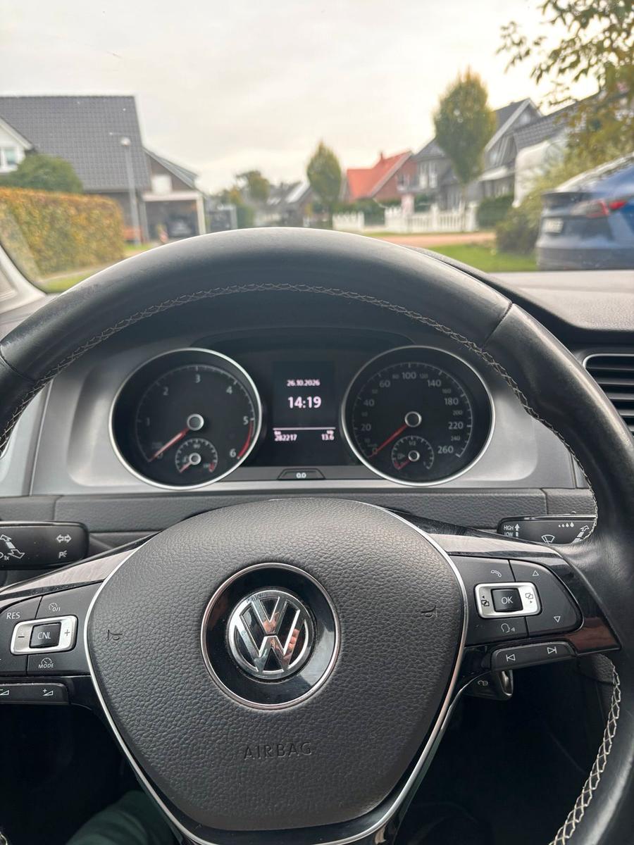 Volkswagen Golf 2015 — photo 9