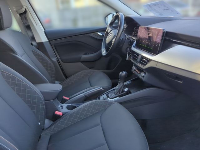 Fahrzeugabbildung SKODA Kamiq 1.0 TSI DSG Drive NAV PDC