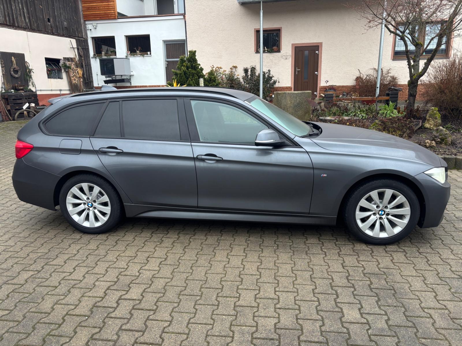 BMW 320 Tour 320 dxDrive M Sport,LED,8x,AHK,RFK,Navi