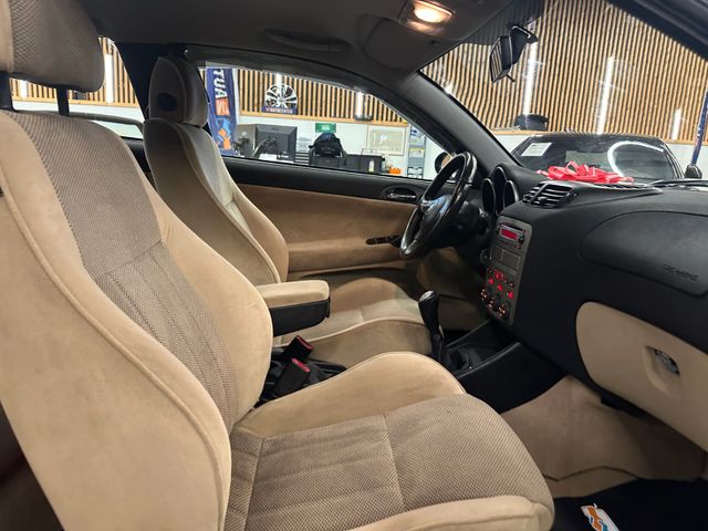 Alfa Romeo 147 1.6 16V T.Spark ECO *Klima*TÜV*CD-Player*