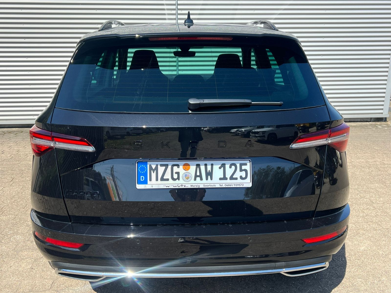 Fahrzeugabbildung SKODA Karoq Sportline 1.5 TSI DSG Navi Tempomat Kamera