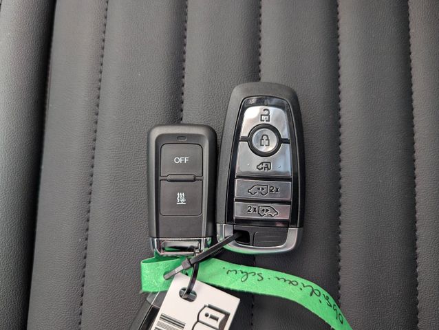 Ford Tourneo Custom 2.0 L Titanium +