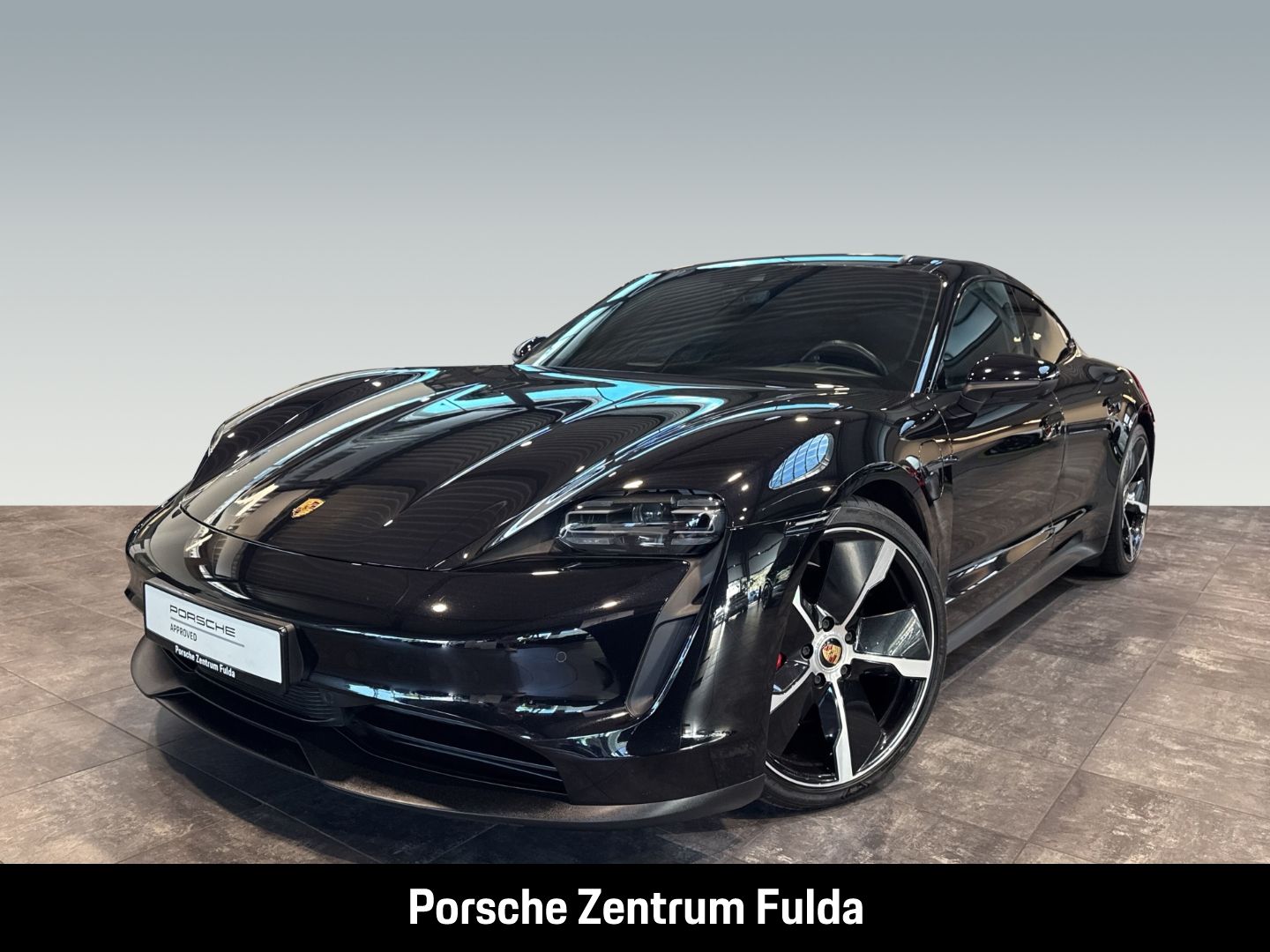 Porsche Taycan 4S Luftfederung Surround-View BOSE 21-Zol