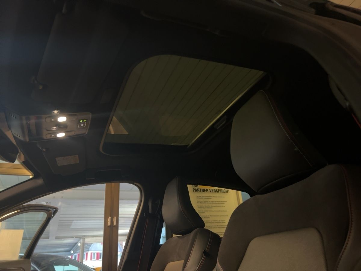 Fahrzeugabbildung Renault Arkana R.S. LINE TCe 160 EDC ACC Kamera