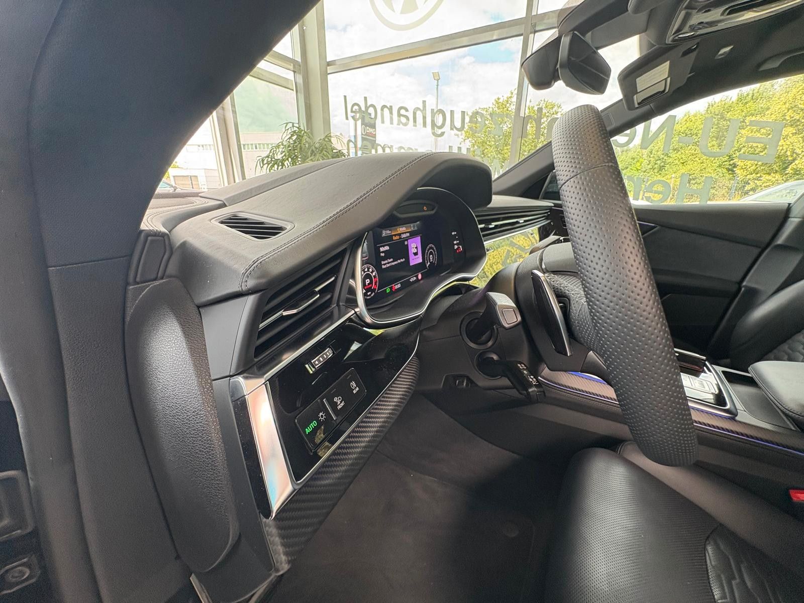 Fahrzeugabbildung Audi RSQ8 keramik*dynamik*massage*stand*23Z*akustik.