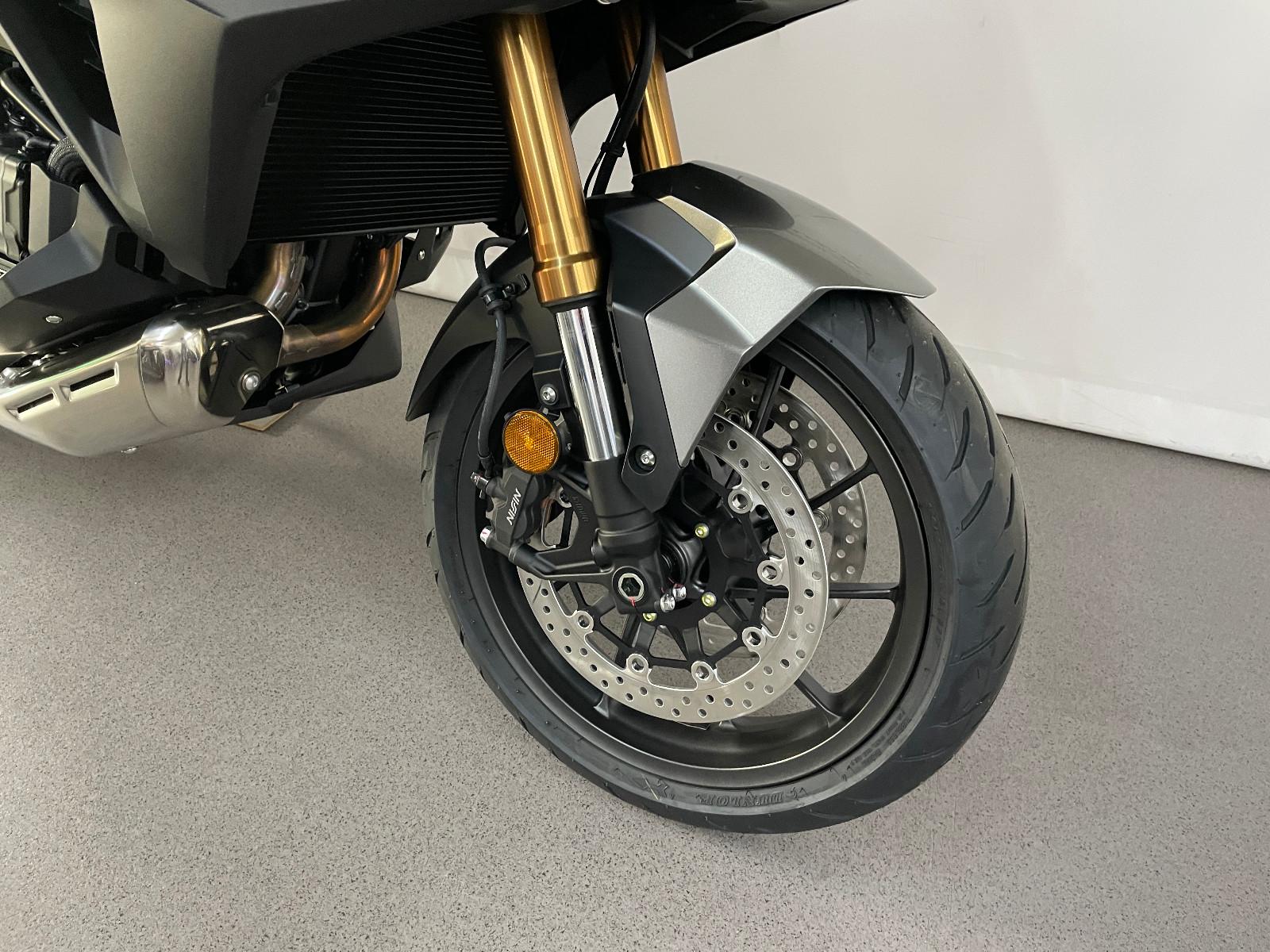 Honda NT1100 DCT ES - Automatik - E-Fahrwerk