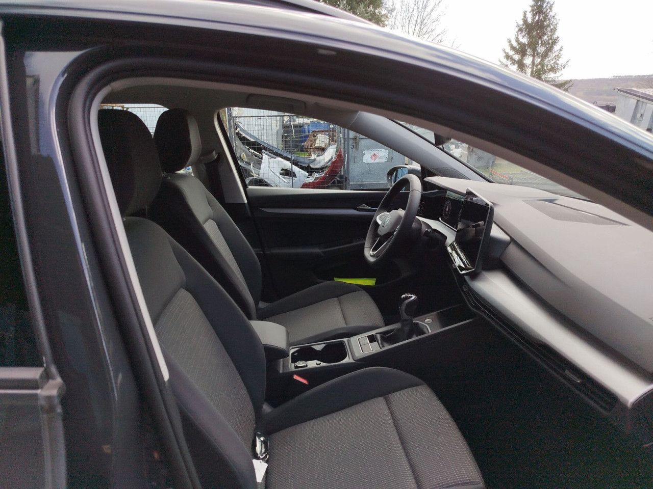 Fahrzeugabbildung Volkswagen Golf Variant Family 1.5 l TSI OPF 85 kW (116 PS)