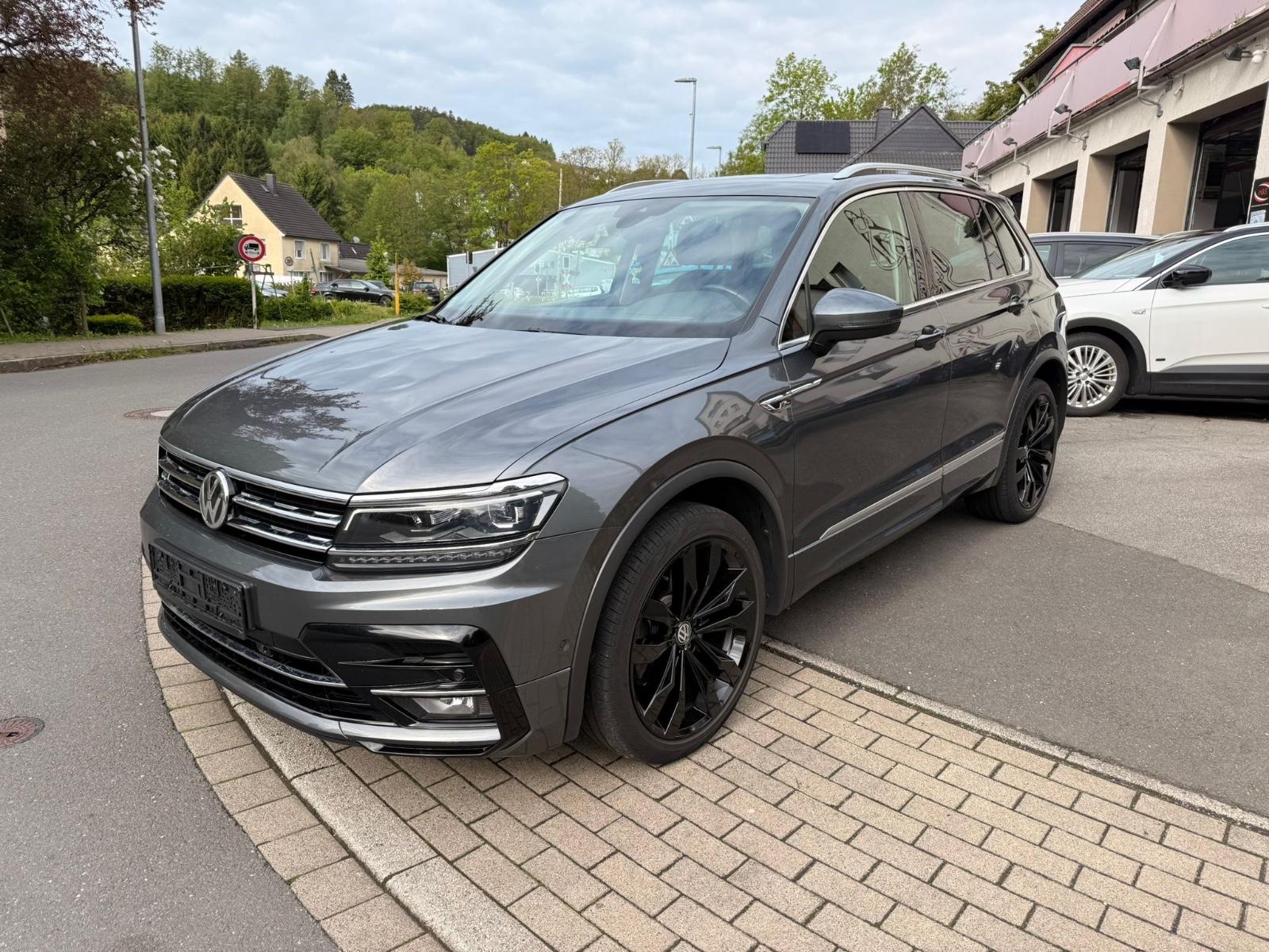 Volkswagen Tiguan Highline BMT/Start-Stopp 4Motion R-Line