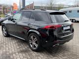 Mercedes-Benz GLE 350 4Matic AMG-Line *Pano.*AHK*Head Up*360° - schwarze Mercedes-Benz GLE 350