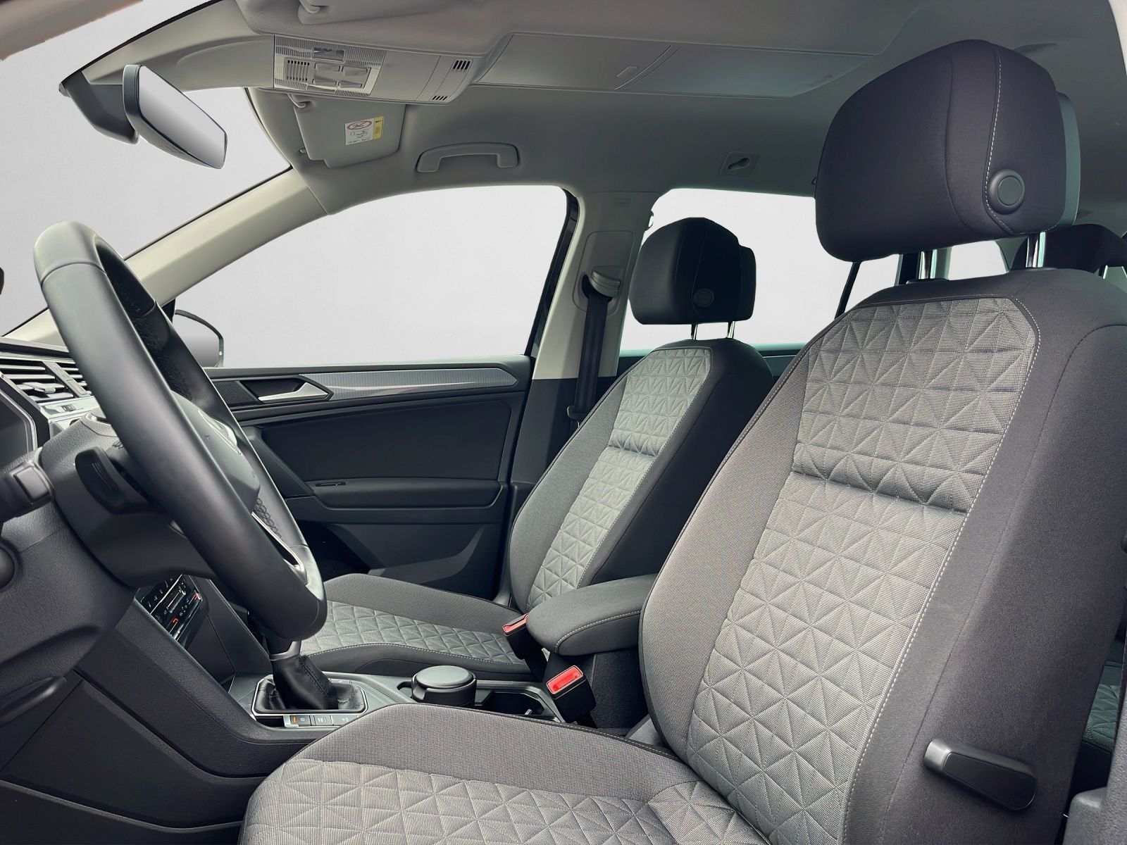 Volkswagen Tiguan - Bild 13