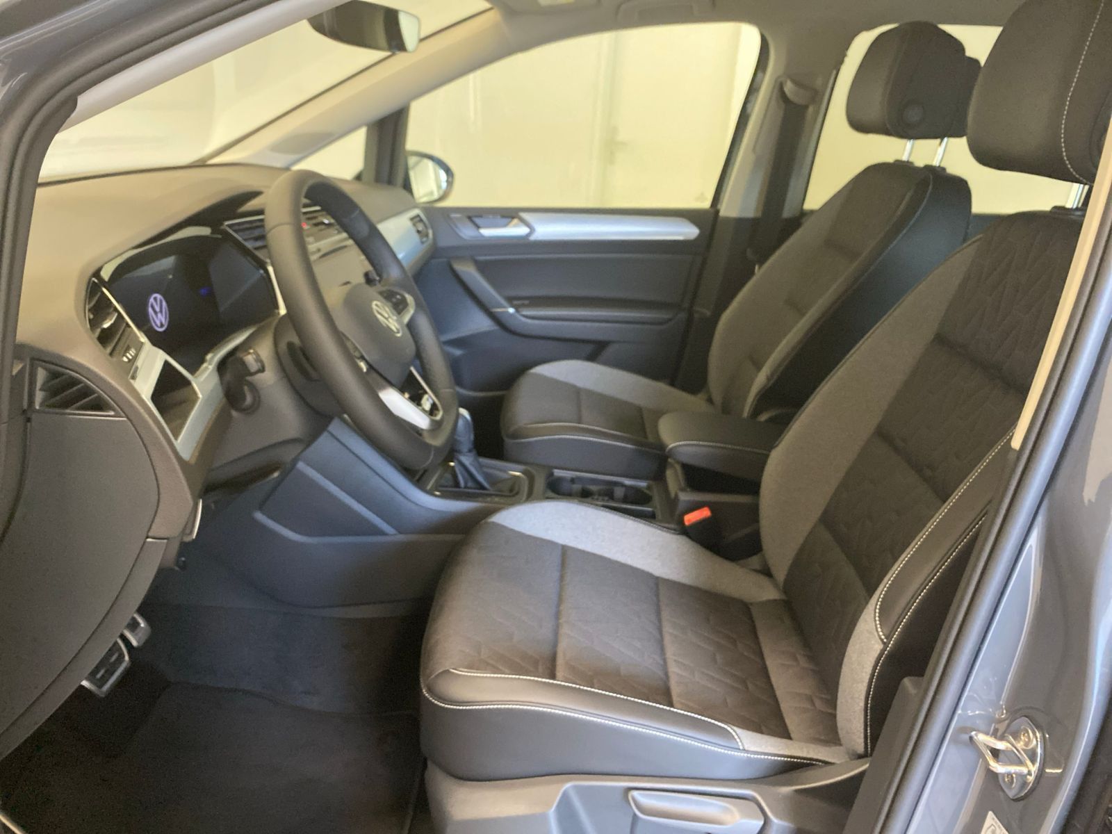 Volkswagen Touran - Bild 12