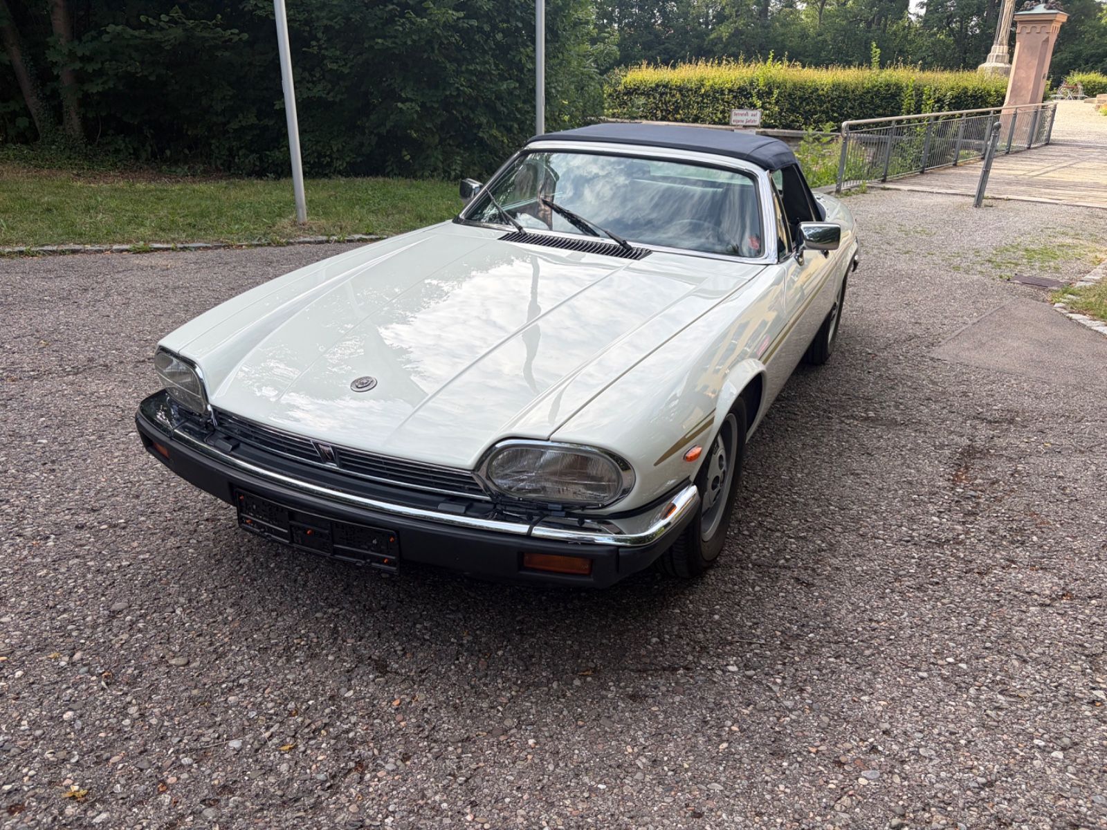 JAGUAR XJSC 10