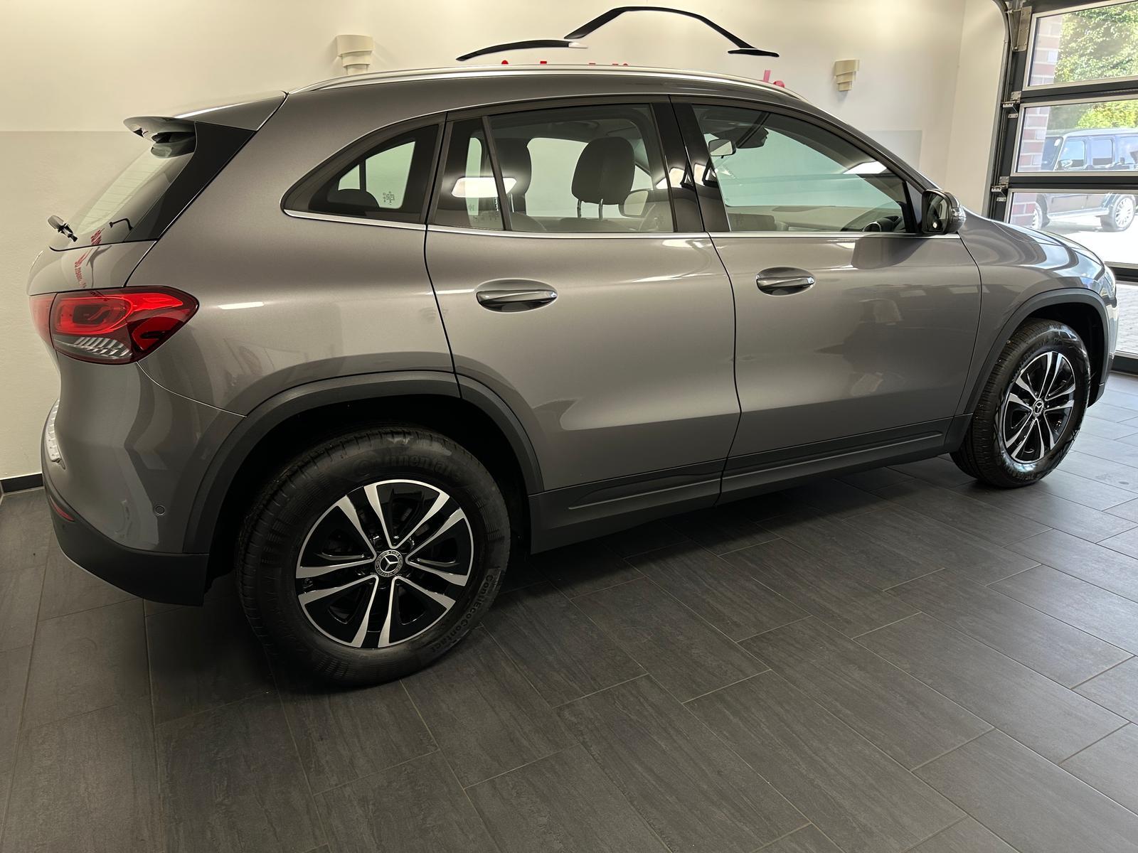 Mercedes-Benz GLA d 8G Style Kamera LED CarPlay Augmented, миниатюра 2