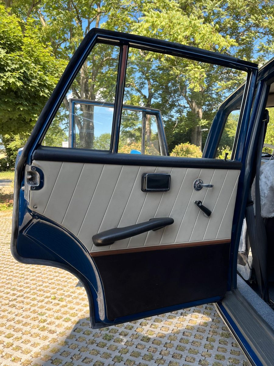 Fahrzeugabbildung Mercedes-Benz 190 Dc