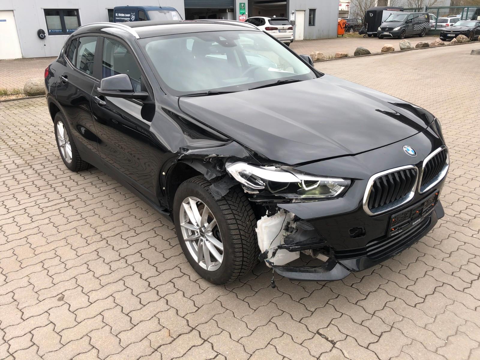 BMW X2 sDrive 20 i Advantage Frontschaden