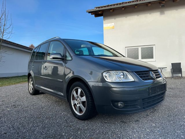 Volkswagen Touran Highline 2.0 TDI - DSG - Leder - Xenon