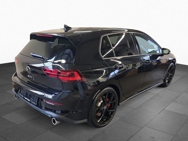Fahrzeugabbildung Volkswagen Golf VIII GTI 2,0 TSI DSG HARMAN&KARDON PANO HUD