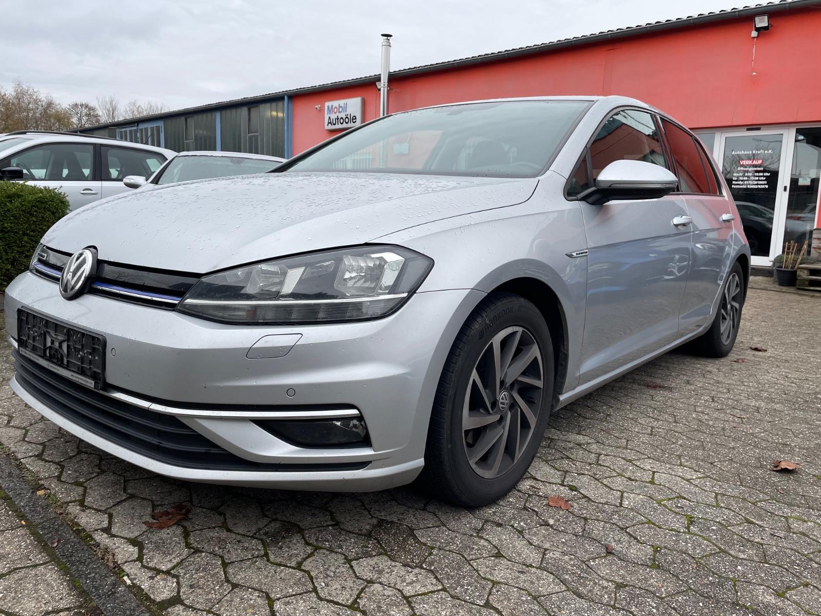 Volkswagen Golf VII Lim. 1,5TSI °Sound° kein Privatverkauf!