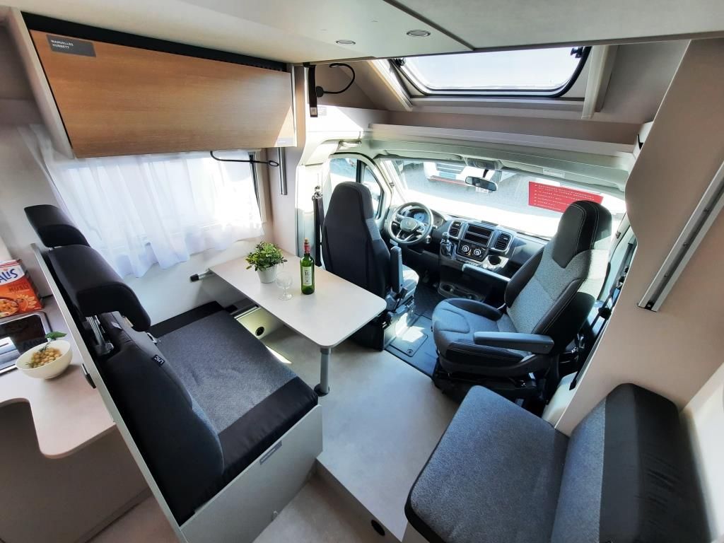 Fahrzeugabbildung LMC Tracer 690 EL Verfüg./Sparen Sie 7.931,- €