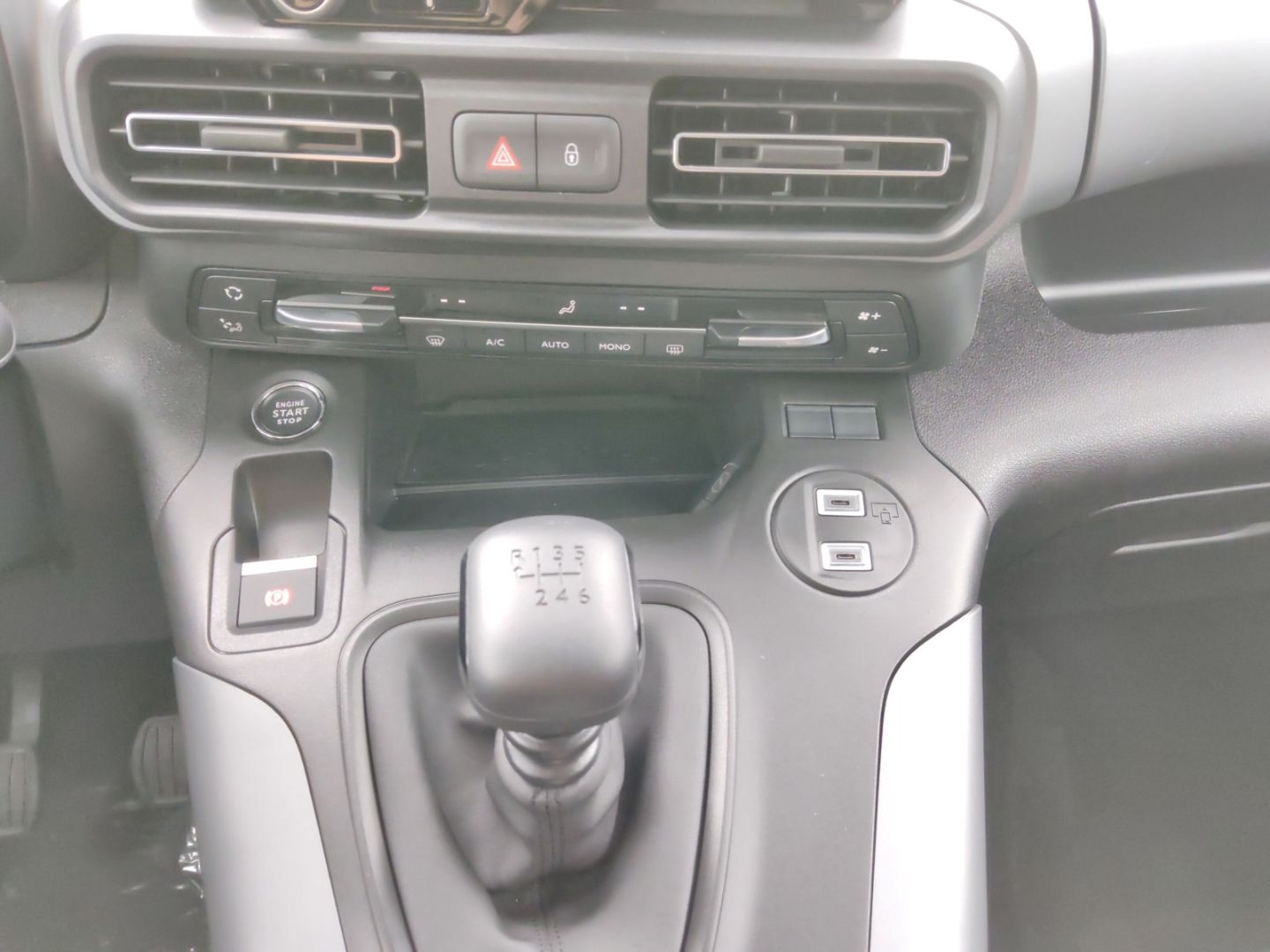 Citroën Berlingo - Bild 24