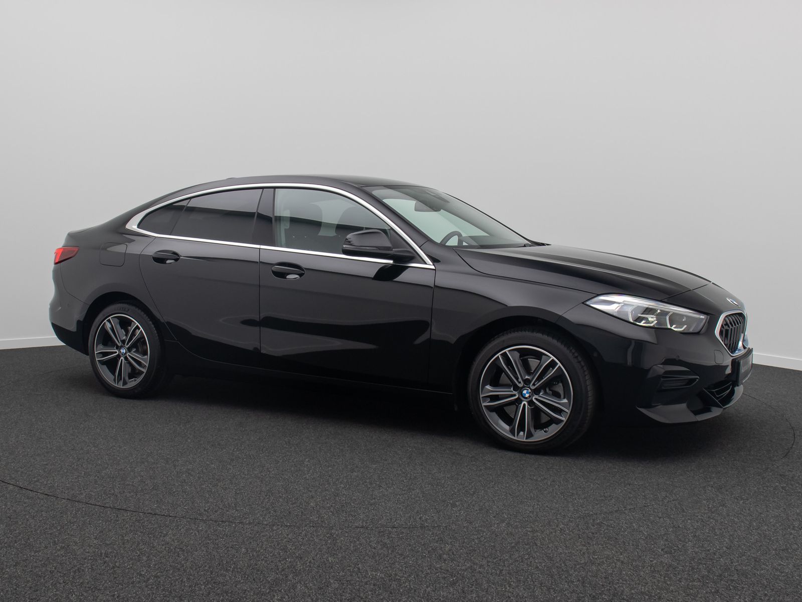 Fahrzeugabbildung BMW 220d Gran Coupé Sport Line DAB HiFi Lenkradheizg