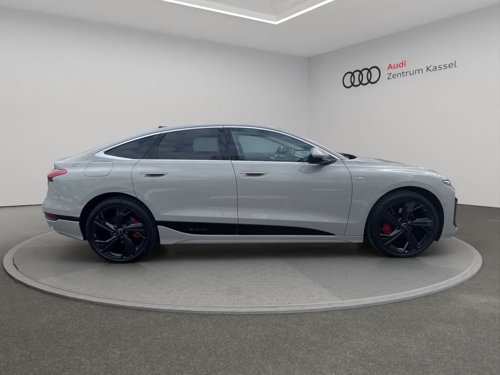 Audi A6 e-tron - Bild 7
